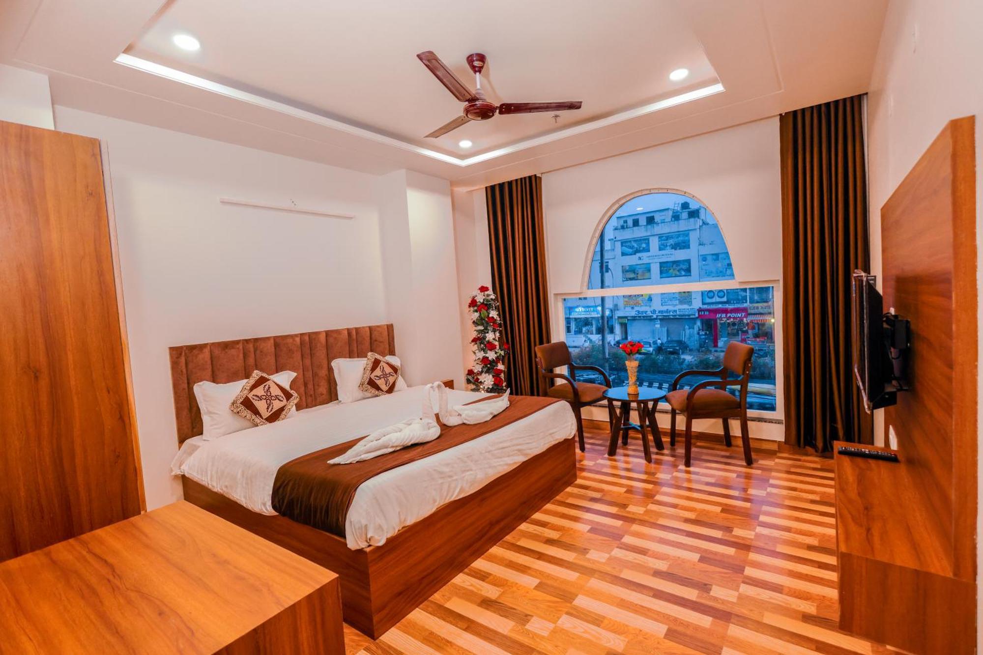 Hotel Lalita Palace 자이푸르 외부 사진